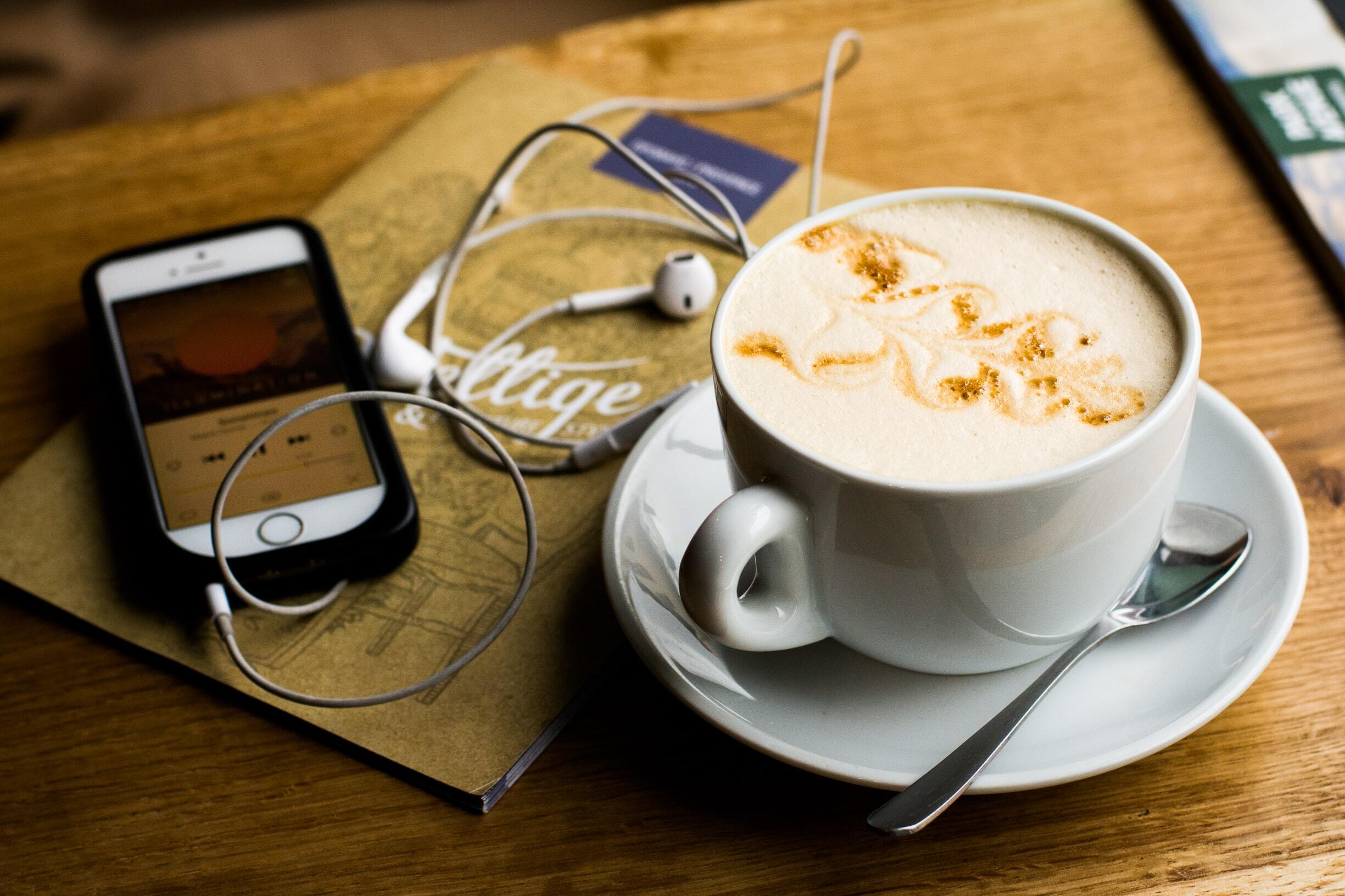 5 Podcasts to Elevate Your Productivity